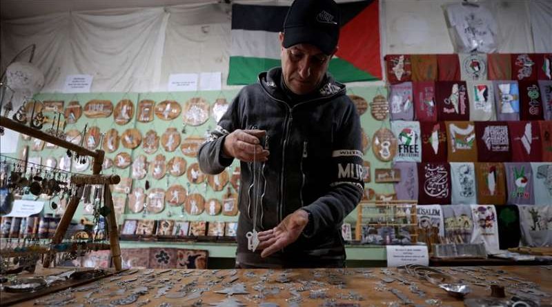 Palestinski inžinjer od izraelskog oružja izrađuje suvenire