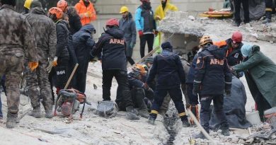 U zemljotresu u Turskoj 7.108 osoba poginulo