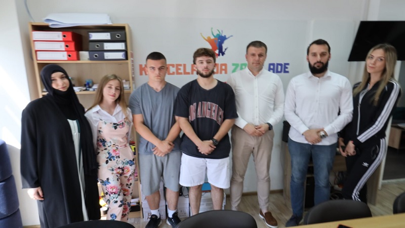 Memić u poseti kancelariji za mlade u Sjenici