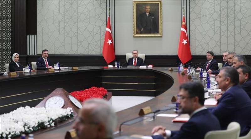 Prva sjednica novog turskog kabineta