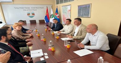 Sastanak gradonačelnika Novog Pazara sa predstavnicima Ambasade SAD: Fokus na ekonomski razvoj