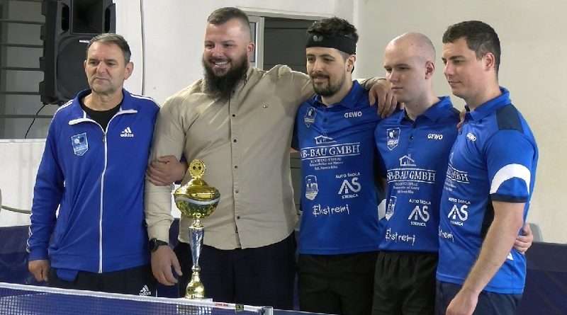 Top spin sa šampionskim peharom u Novom Pazaru