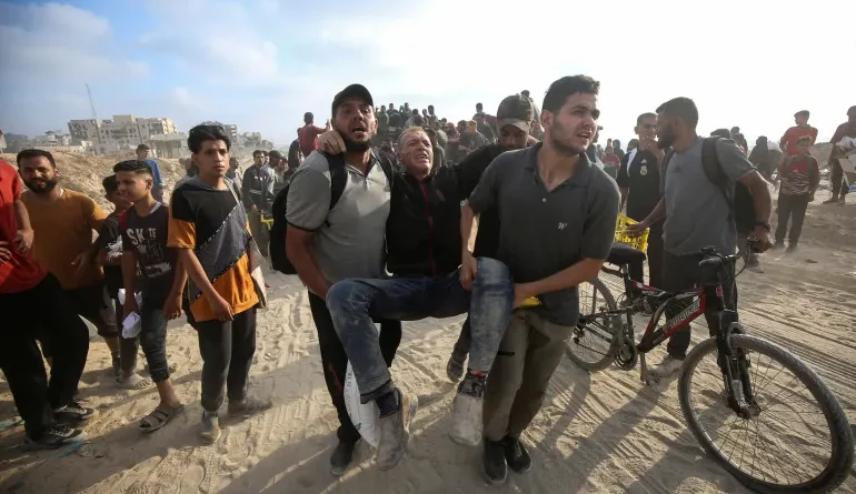 (Mahmoud Issa / Reuters)
