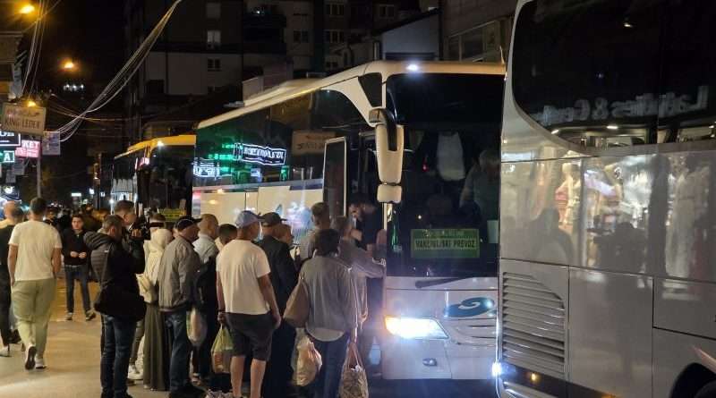 Tri autobusa iz Novog Pazara za Srebrenicu u organizaciji SDP-a