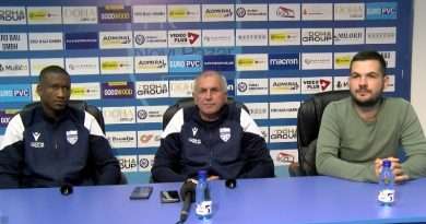 Vladimir Gaćinović i Abdulaj Sise na konferenciji za novinare