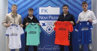 Gaćinović čestitao omladincima potpisivanje ugovora