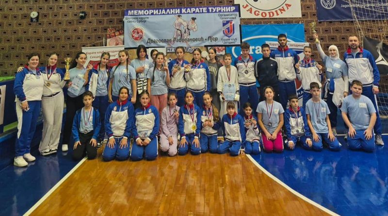 Karatisti Sjenice u Jagodini