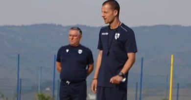 Plavi kompletirali stručni štab: I Đurović uz Lalatovića