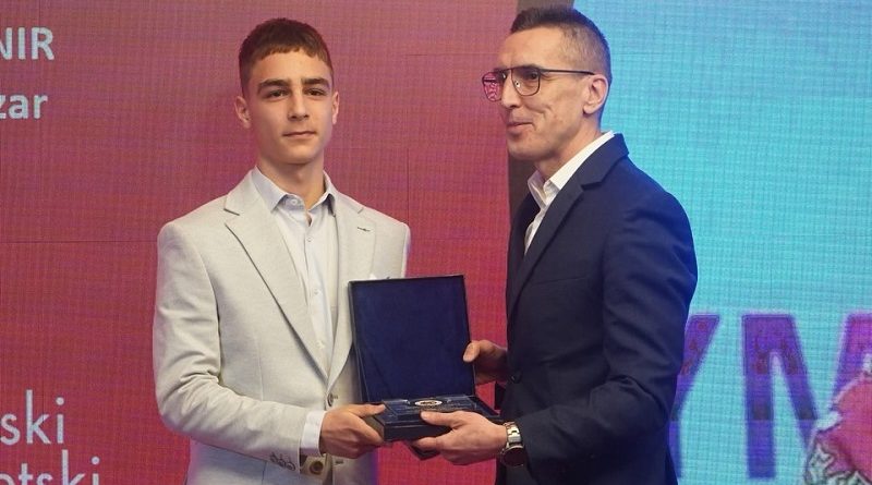 Kaid Koca proglašen za najboljeg pionira u Srbiji za 2025. godinu.