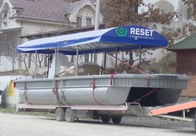 Stigao novi katamaran namenjen turističkim obilascima jezera Gazivode