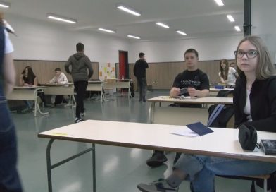 Osmaci nastavljaju polaganje probnog završnog ispita, danas testovi iz maternjeg jezika i izbornog predmeta