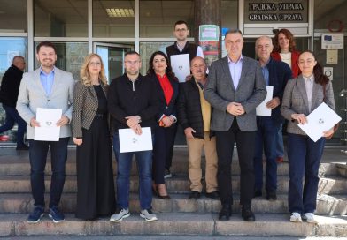 Novi ciklus podrške komšijskim projektima, potpisani ugovori za “Građani se pitaju 3”