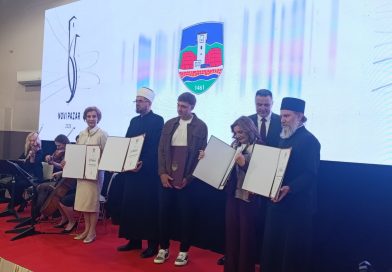 Povodom 565 godina Grada Novog Pazara pojedincima dodijeljene povelje i plakete