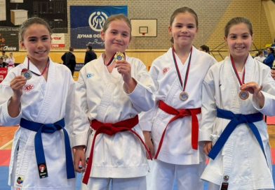 Ajna Duštinac i Lejla Prtinac šampionke Srbije u katama