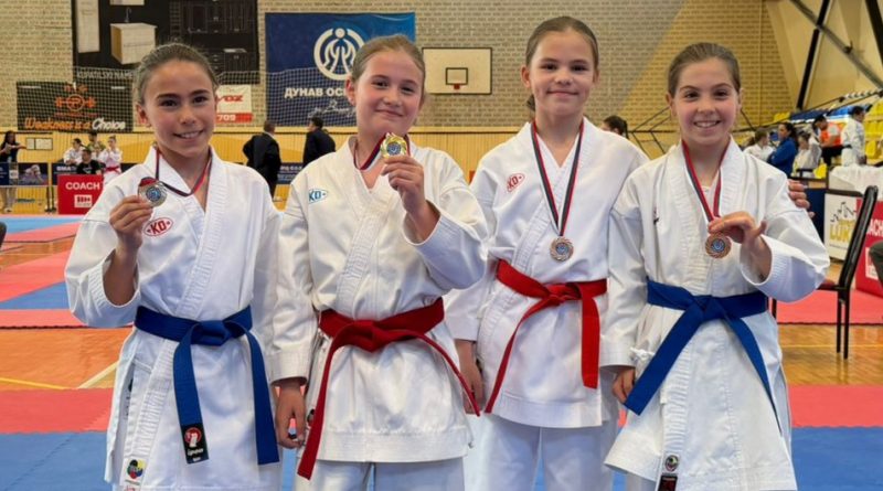 Ajna Duštinac i Lejla Prtinac šampionke Srbije u katama