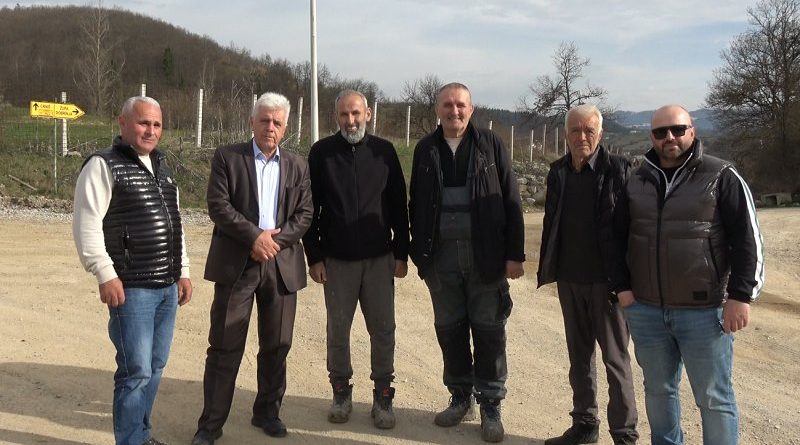 Meštani Crniša sami skupljaju novac za put do vidikovca Đurđevica