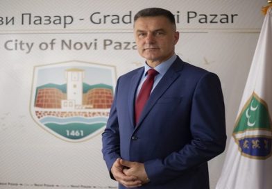 Biševac čestitao 11. maj – Dan bošnjačke nacionalne zastave