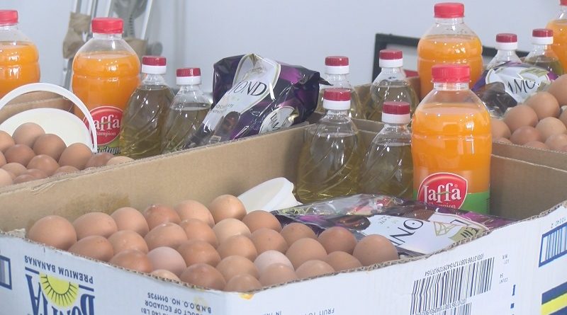 Humanitarka Safija Muratović podelila 30 bajramskih paketa
