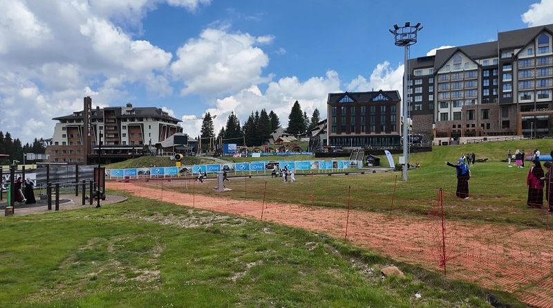 Kopaonik otvorio vrata letnjim avanturama, počela letnja sezona