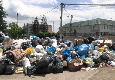 SJENICA SE GUŠI U SMEĆU DOK GRAĐANI ČEKAJU ODGOVORE