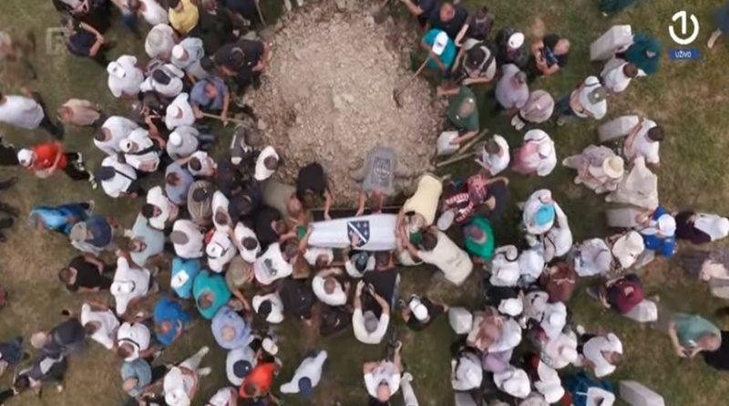 U Potočarima klanjana dženaza za deset žrtava genocida u Srebrenici
