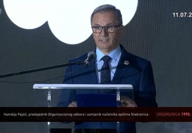 Fejzić na komemoraciji u Potočarima: Ovdje tišina govori više od svakog govora