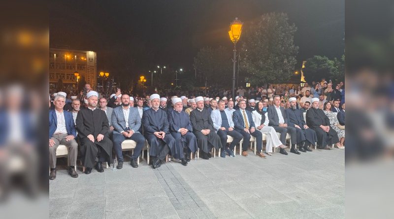 NOVI PAZAR POSLAO SNAŽNU PORUKU: MUSLIMANI SANDŽAKA I SRBIJE UJEDINJENI NA JEDNOM MESTU