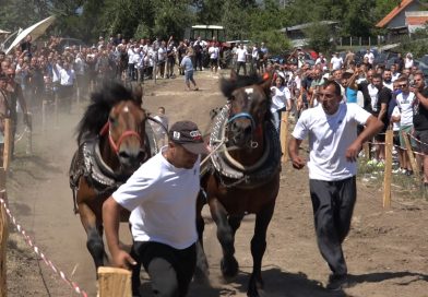 Spektakl u Trnavi: štraparijada prvi put u novopazarskom kraju