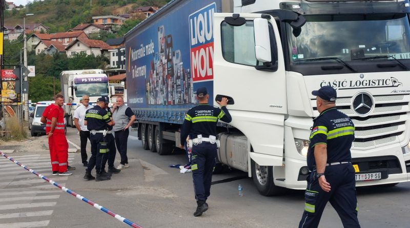 Žena stradala kod tržnog centra “Samald”, vozač kamiona uhapšen