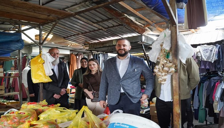 Zukorlić posetio pijacu u Novom Pazaru