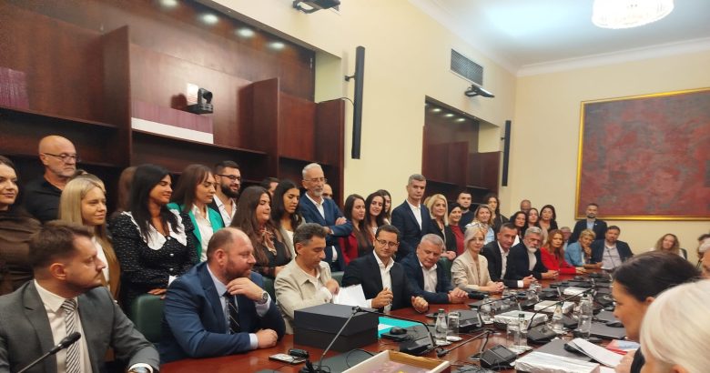 Lista „Rasim Ljajić – Ljudski“ predala potpise i dokumentaciju RIK-u