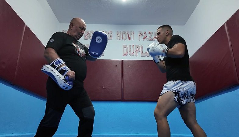 Novopazarac Muhamed Dupljak brusi formu u Karatašu