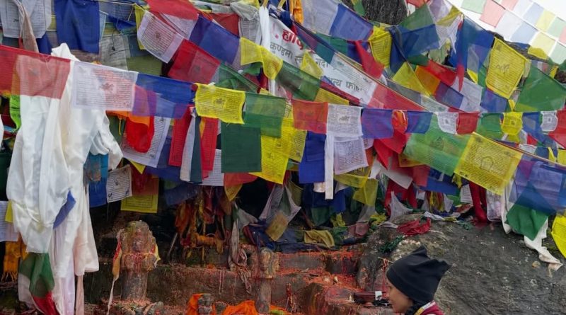 Enisa Leković se javila i potvrdila da je bezbedna nakon poplava u Nepalu Enisa Leković se javila i potvrdila da je bezbedna nakon poplava u Nepalu