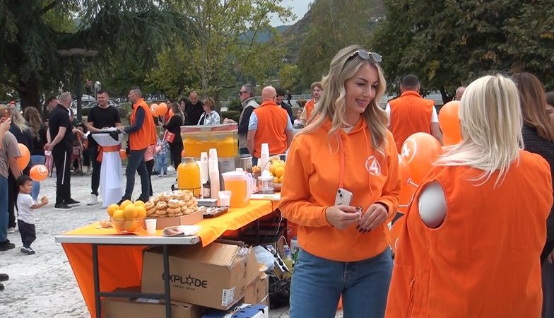 Orange fest u Prijepolju uz poruke normalnosti i ljudskosti Orange fest u Prijepolju uz poruke normalnosti i ljudskosti