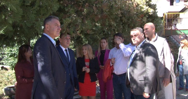 Biševac i Vlahović obišli radove na energetskoj sanaciji objekta „Dečija radost“