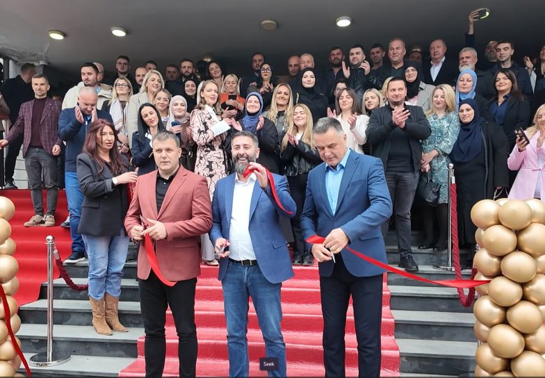 Svečano otvorene novoizgrađene i renovirane prostorije Kulturnog centra, u rad pušten i lift Svečano otvorene novoizgrađene i renovirane prostorije Kulturnog centra, u rad pušten i lift
