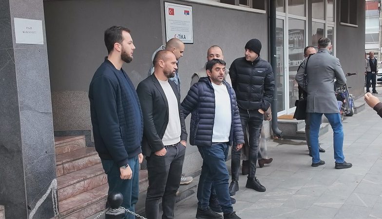 Baćićanin traži obustavu postupka protiv 11 građana koji su branili DUNP Baćićanin traži obustavu postupka protiv 11 građana koji su branili DUNP