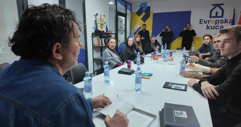 Enes Halilović govorio o novom broju časopisa „Sent“ posvećenom konjima u književnosti