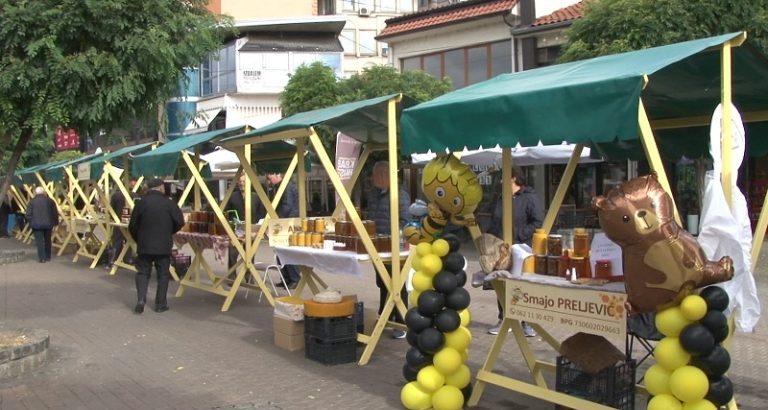 Sedma tradicionalna izložba meda od ponedeljka na gradskom šetalištu u Novom Pazaru